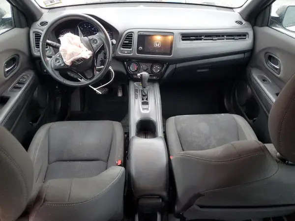 3CZRU6H10KM702938 2019 HONDA HR-V - Image 8