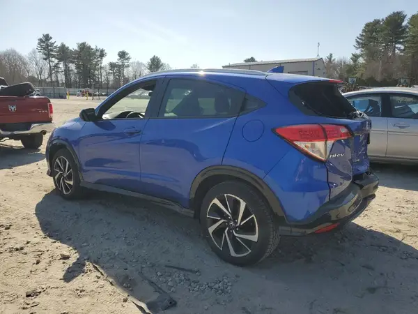 3CZRU6H10KM709467 2019 HONDA HR-V - Image 2