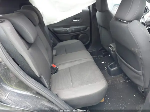 3CZRU6H10KM741108 2019 HONDA HR-V - Image 8