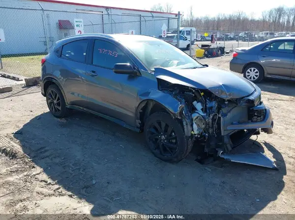 3CZRU6H10MM702215 2021 HONDA HR-V - Image 1
