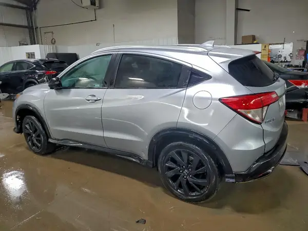 3CZRU6H10MM703932 2021 HONDA HR-V - Image 2