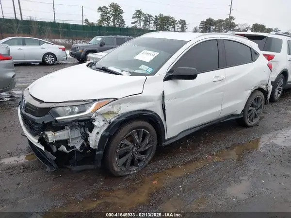 3CZRU6H10MM718317 2021 HONDA HR-V - Image 2