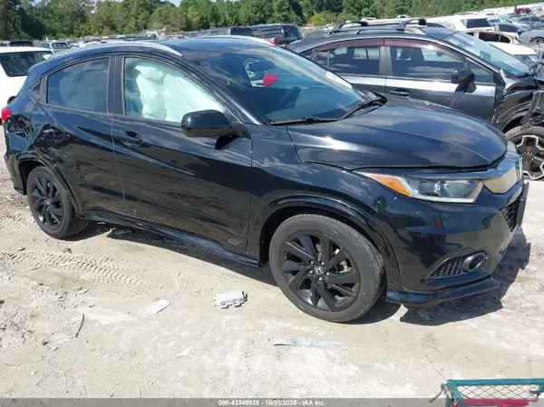 3CZRU6H10MM749972 2021 HONDA HR-V - Image 1