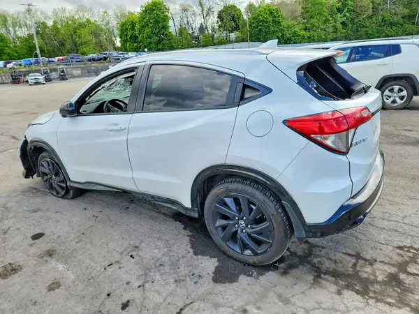 3CZRU6H10NM701860 2022 HONDA HR-V - Image 2