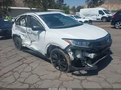 3CZRU6H10NM705598 2022 HONDA HR-V