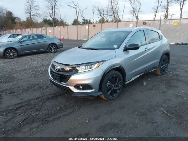 3CZRU6H10NM737127 2022 HONDA HR-V - Image 2