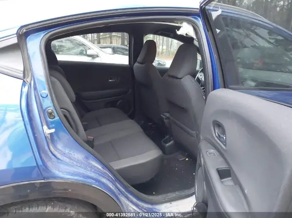 3CZRU6H10NM764070 2022 HONDA HR-V - Image 8