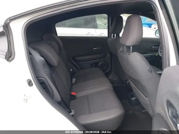 3CZRU6H10NM774212 2022 HONDA HR-V - Image 8
