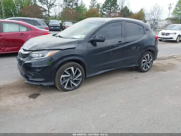 3CZRU6H11KG700971 2019 HONDA HR-V - Image 2