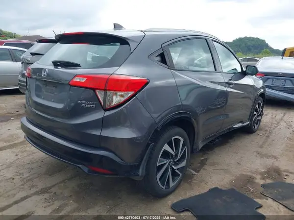 3CZRU6H11KG702929 2019 HONDA HR-V - Image 8