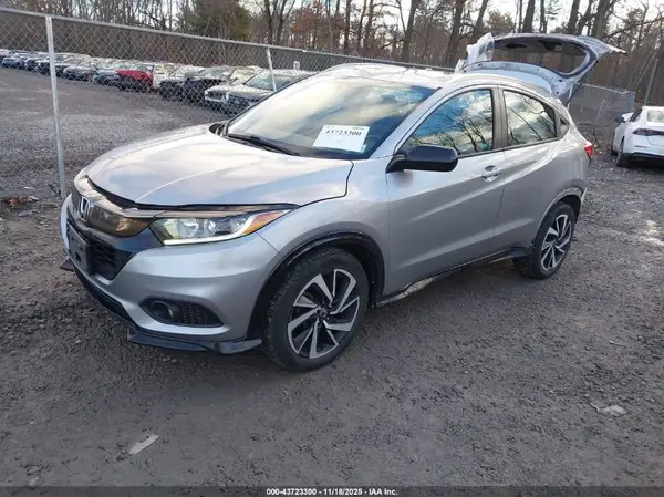 3CZRU6H11KG705779 2019 HONDA HR-V - Image 2