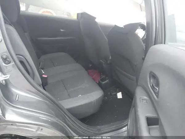 3CZRU6H11KG706897 2019 HONDA HR-V - Image 8