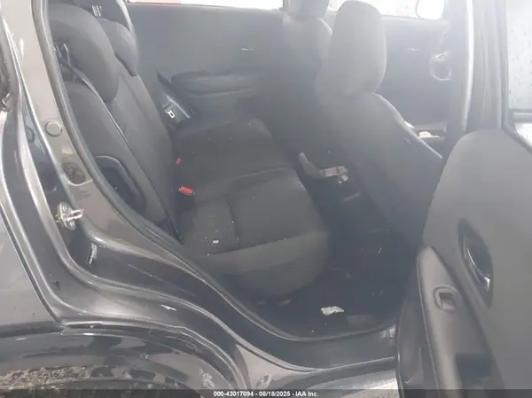 3CZRU6H11KG713526 2019 HONDA HR-V - Image 8