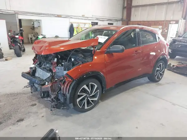 3CZRU6H11KG713560 2019 HONDA HR-V - Image 2