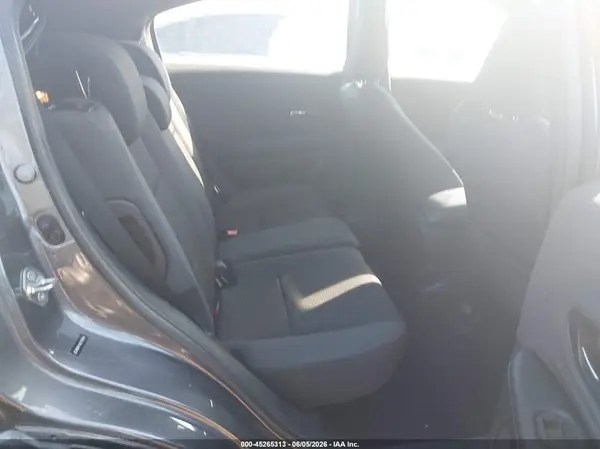 3CZRU6H11KG723604 2019 HONDA HR-V - Image 8