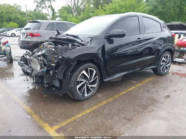 3CZRU6H11KG734229 2019 HONDA HR-V - Image 2