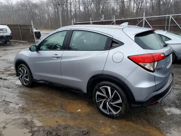 3CZRU6H11KM707632 2019 HONDA HR-V - Image 2