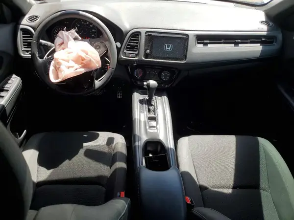 3CZRU6H11KM738041 2019 HONDA HR-V - Image 8