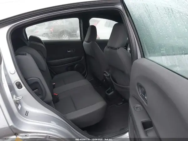3CZRU6H11LM720740 2020 HONDA HR-V - Image 8