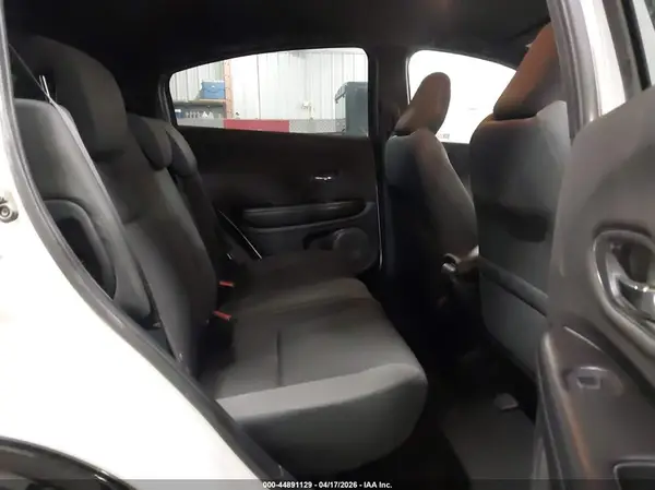 3CZRU6H11MM714471 2021 HONDA HR-V - Image 8