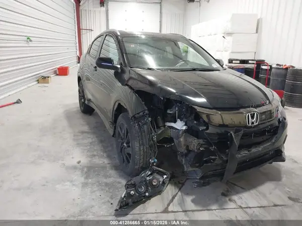 3CZRU6H11MM737829 2021 HONDA HR-V - Image 1