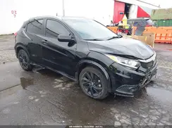 3CZRU6H11MM752086 2021 HONDA HR-V