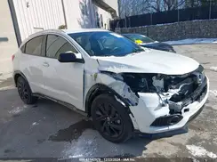 3CZRU6H11MM755621 2021 HONDA HR-V
