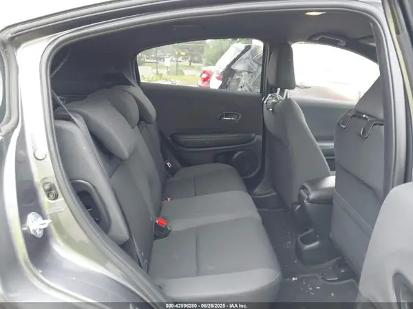 3CZRU6H11NM711569 2022 HONDA HR-V - Image 8