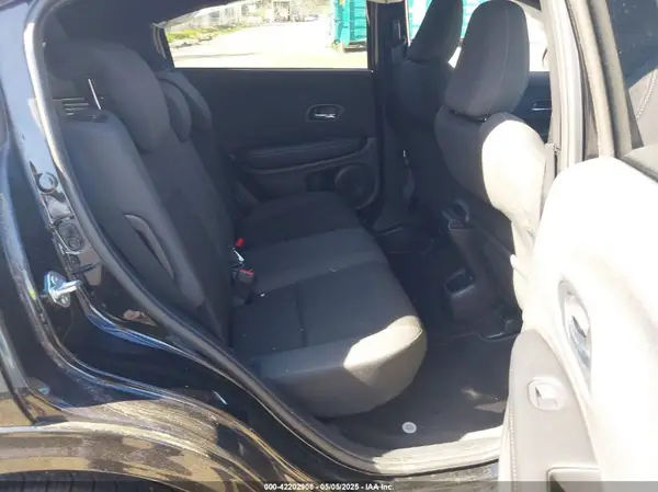 3CZRU6H11NM731885 2022 HONDA HR-V - Image 8