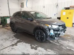 3CZRU6H11NM754308 2022 HONDA HR-V