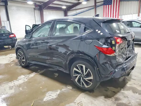 3CZRU6H12KG704348 2019 HONDA HR-V - Image 2