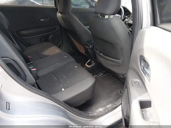3CZRU6H12KG705841 2019 HONDA HR-V - Image 8