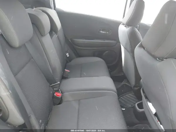 3CZRU6H12KG708965 2019 HONDA HR-V - Image 8