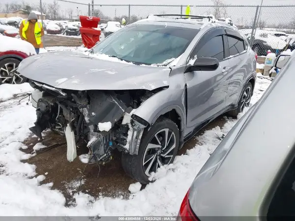 3CZRU6H12KG711445 2019 HONDA HR-V - Image 2