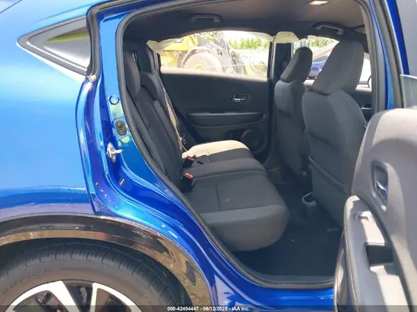 3CZRU6H12KG713664 2019 HONDA HR-V - Image 8