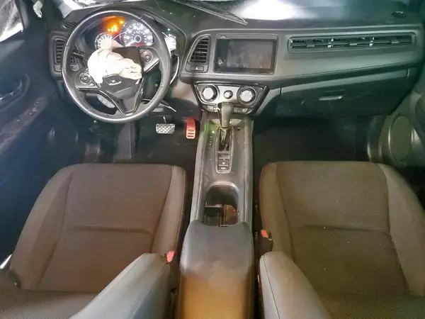 3CZRU6H12KG717388 2019 HONDA HR-V - Image 8