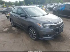 3CZRU6H12KG726284 2019 HONDA HR-V