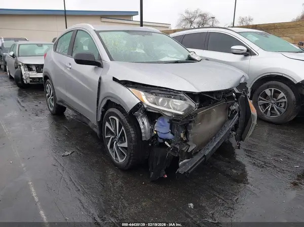 3CZRU6H12KG728424 2019 HONDA HR-V - Image 1