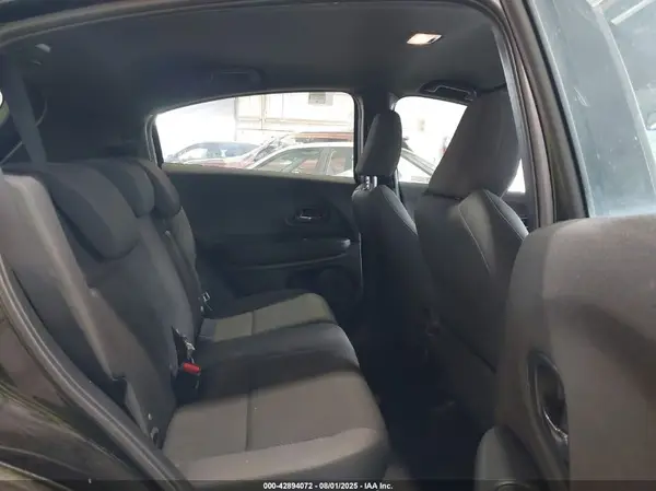 3CZRU6H12KM708725 2019 HONDA HR-V - Image 8