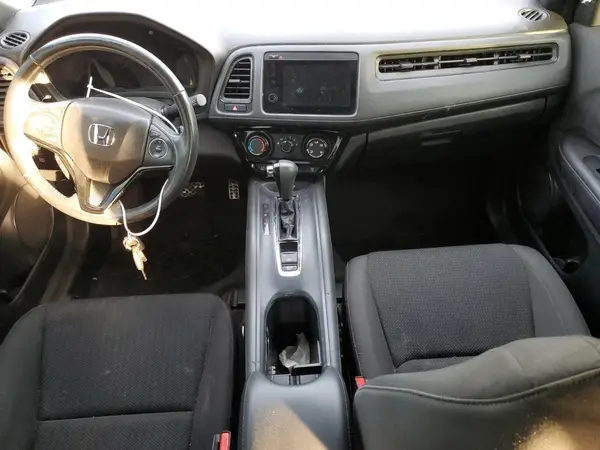 3CZRU6H12KM709759 2019 HONDA HR-V - Image 8