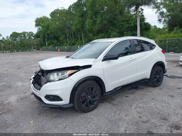 3CZRU6H12MM714477 2021 HONDA HR-V - Image 2