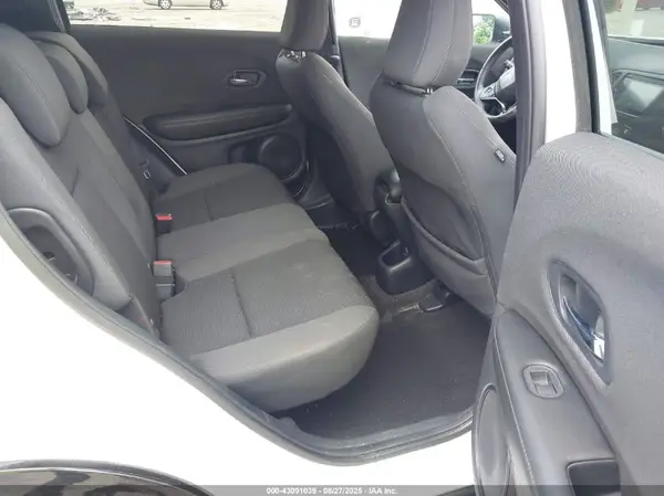 3CZRU6H12MM714477 2021 HONDA HR-V - Image 8