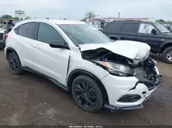 3CZRU6H12MM721137 2021 HONDA HR-V