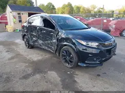 3CZRU6H12MM736009 2021 HONDA HR-V