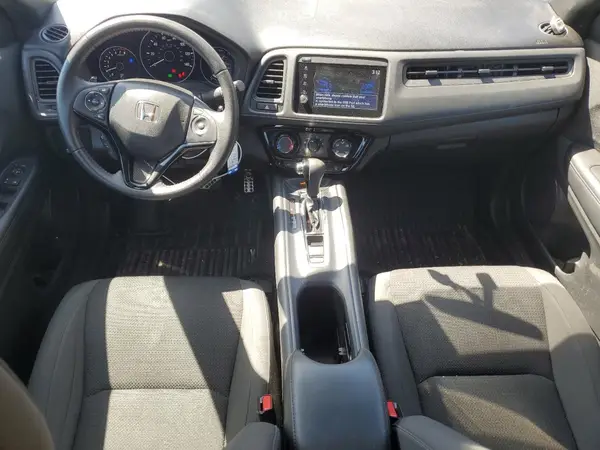 3CZRU6H12NM709801 2022 HONDA HR-V - Image 8