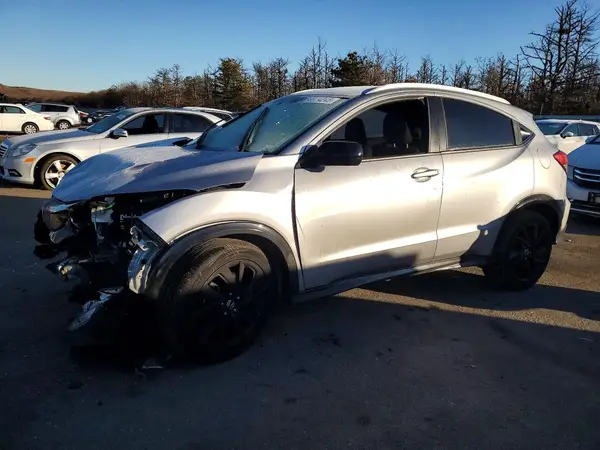 3CZRU6H12NM743897 2022 HONDA HR-V - Image 1