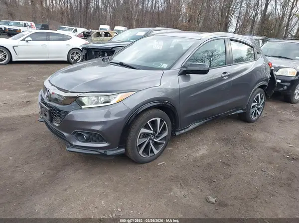 3CZRU6H13KG713902 2019 HONDA HR-V - Image 2