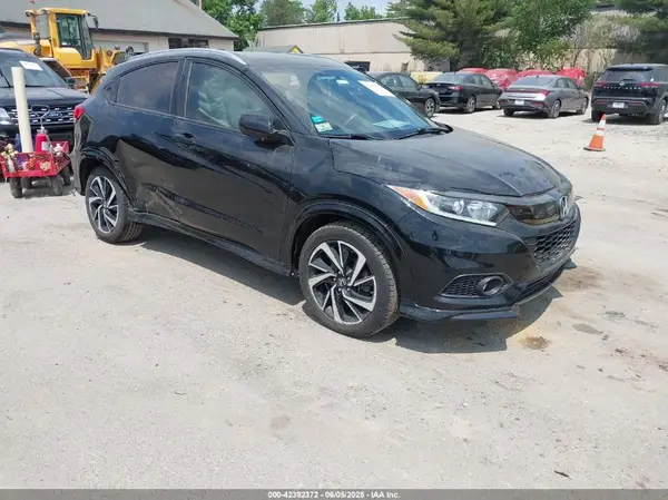 3CZRU6H13KG714998 2019 HONDA HR-V - Image 1