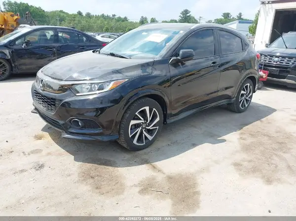 3CZRU6H13KG714998 2019 HONDA HR-V - Image 2