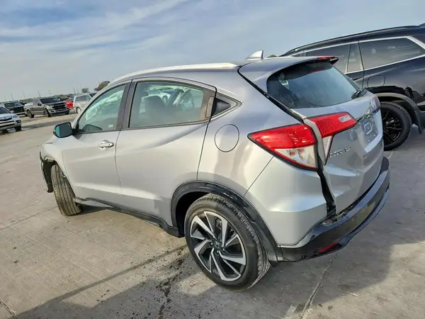 3CZRU6H13KG715116 2019 HONDA HR-V - Image 2
